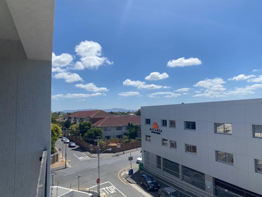 2 Bedroom Property for Sale in Claremont Western Cape